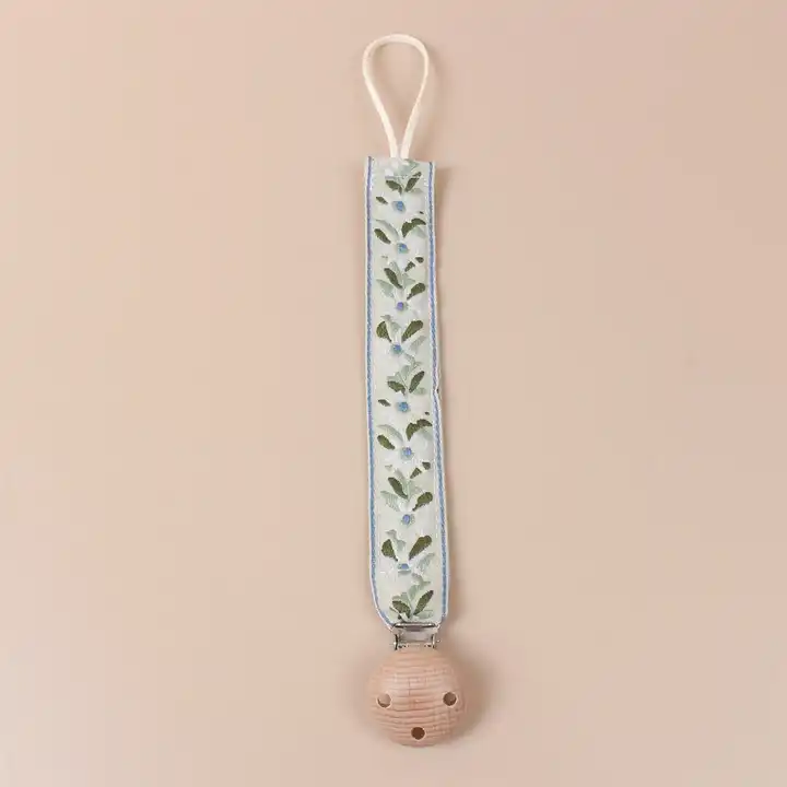 Lace Teether Toy Holder with Wood Clip